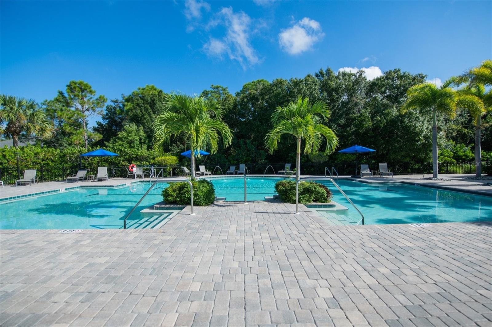 7806 DRAYTON CIR, BRADENTON, FL, 34201