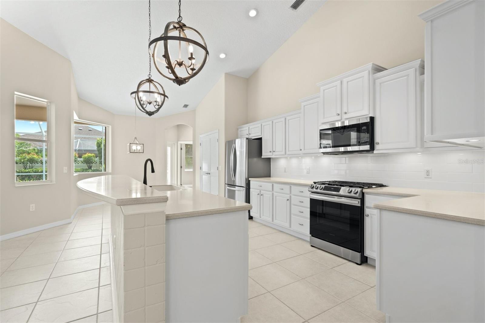 7806 DRAYTON CIR, BRADENTON, FL, 34201