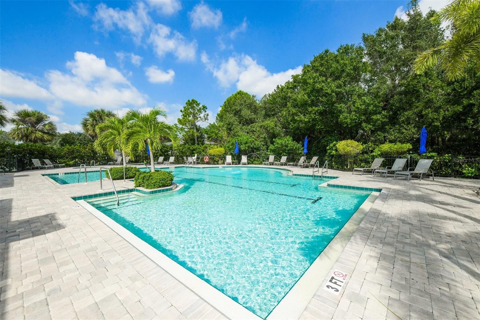 7806 DRAYTON CIR, BRADENTON, FL, 34201