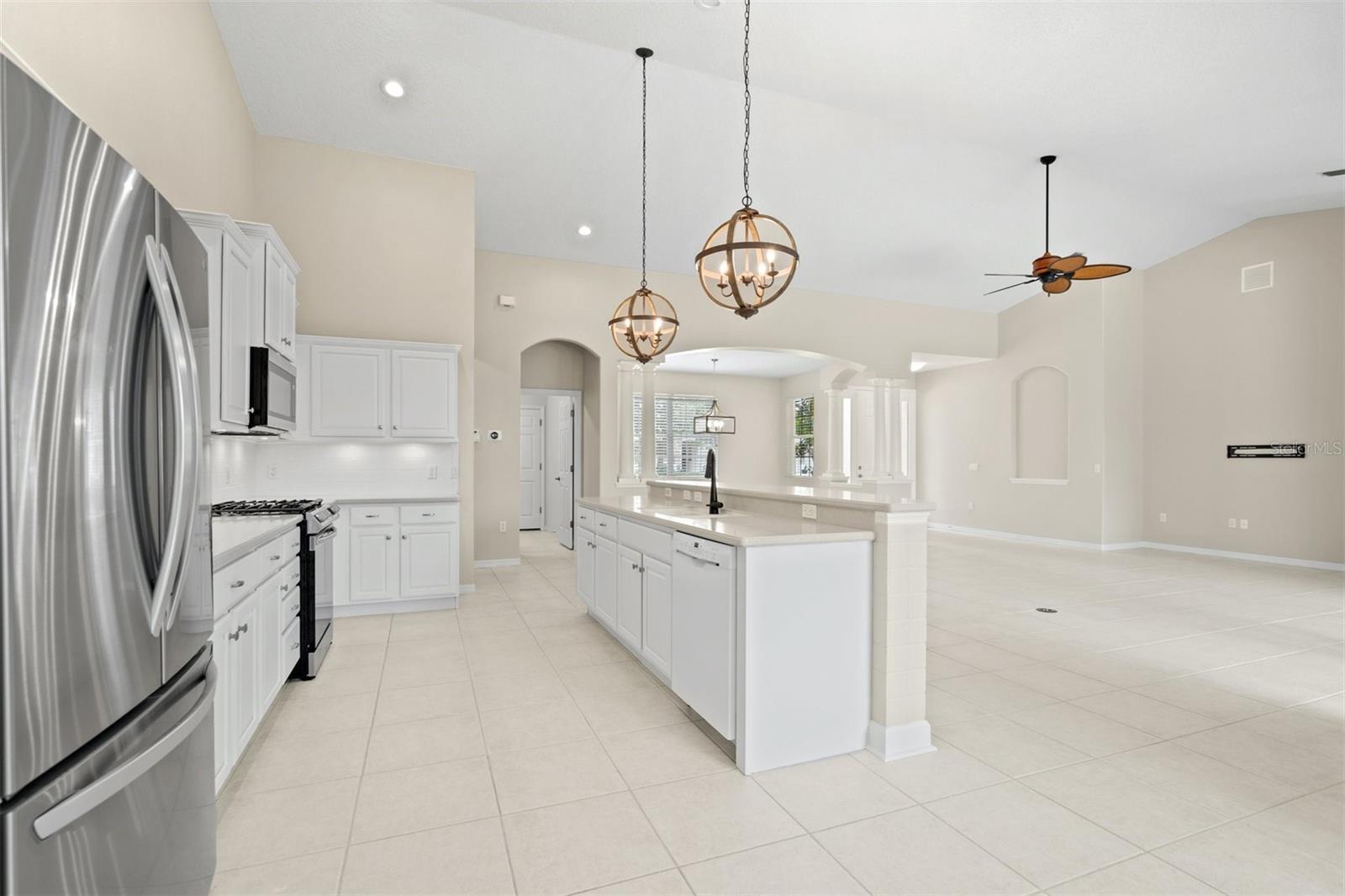 7806 DRAYTON CIR, BRADENTON, FL, 34201