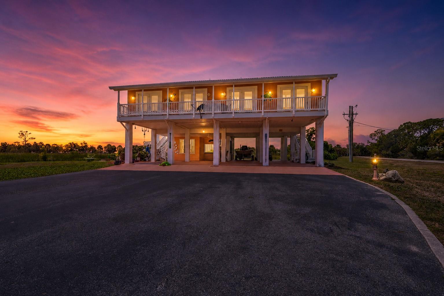 200/202 NE 205TH ST, SUWANNEE, FL, 32692