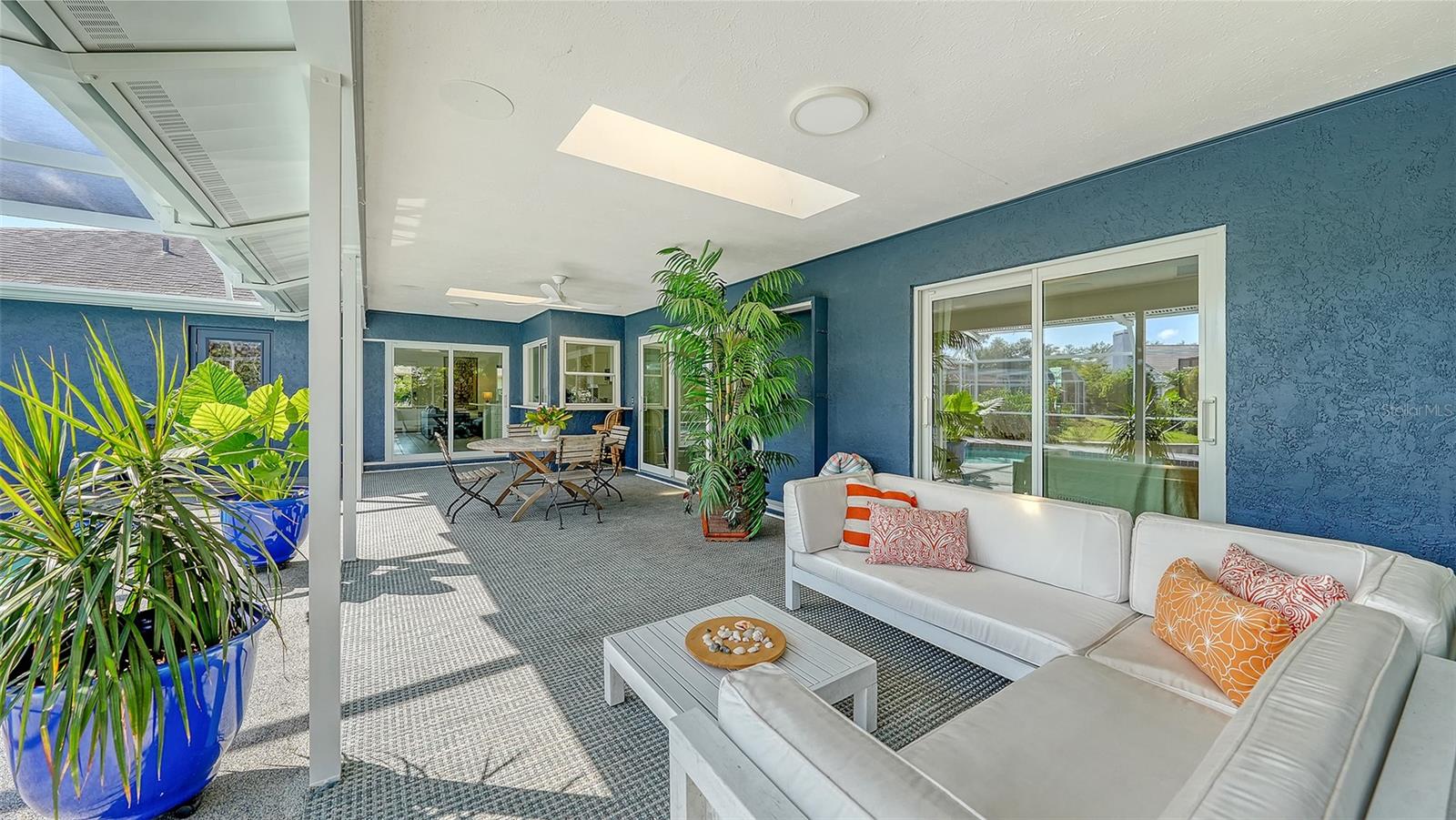 6988 COUNTRY LAKES CIR, SARASOTA, FL, 34243