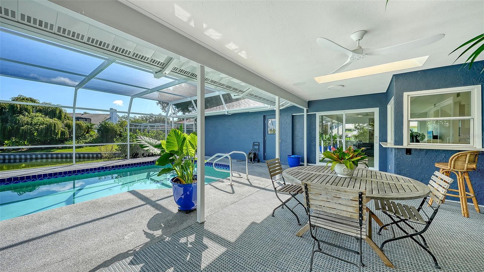 6988 COUNTRY LAKES CIR, SARASOTA, FL, 34243