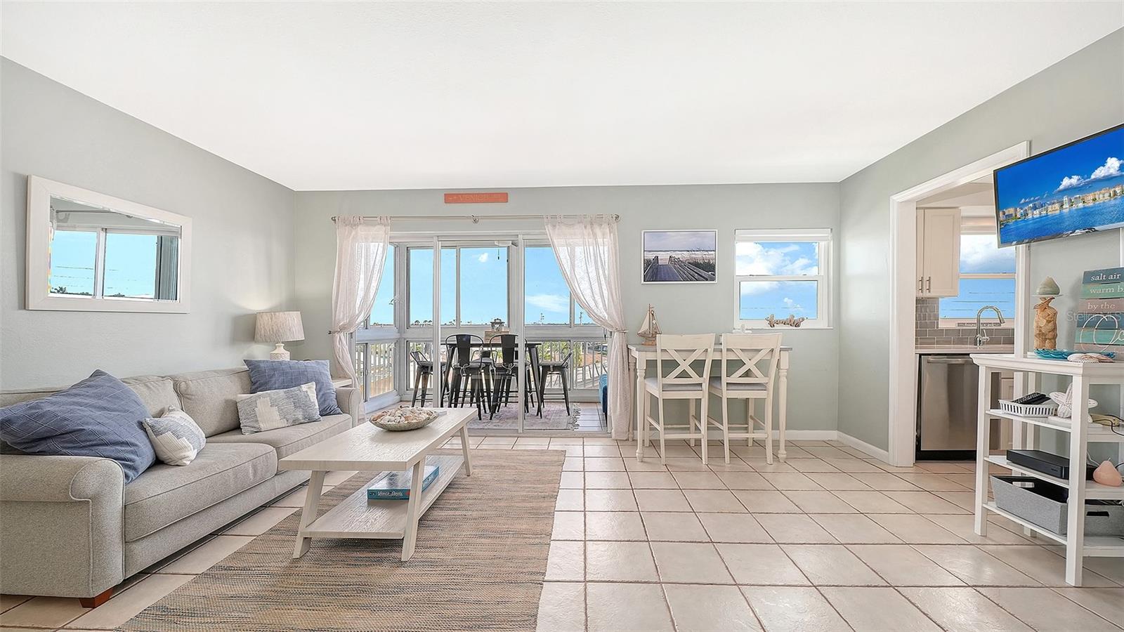 1255 TARPON CENTER DR #406, VENICE, FL, 34285
