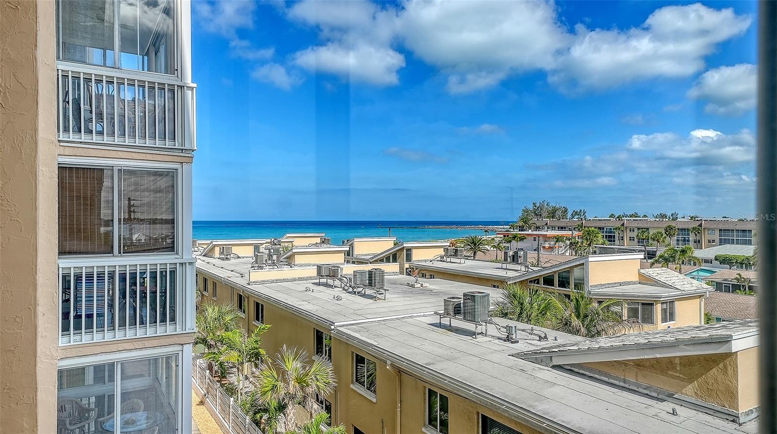 1255 TARPON CENTER DR #406, VENICE, FL, 34285