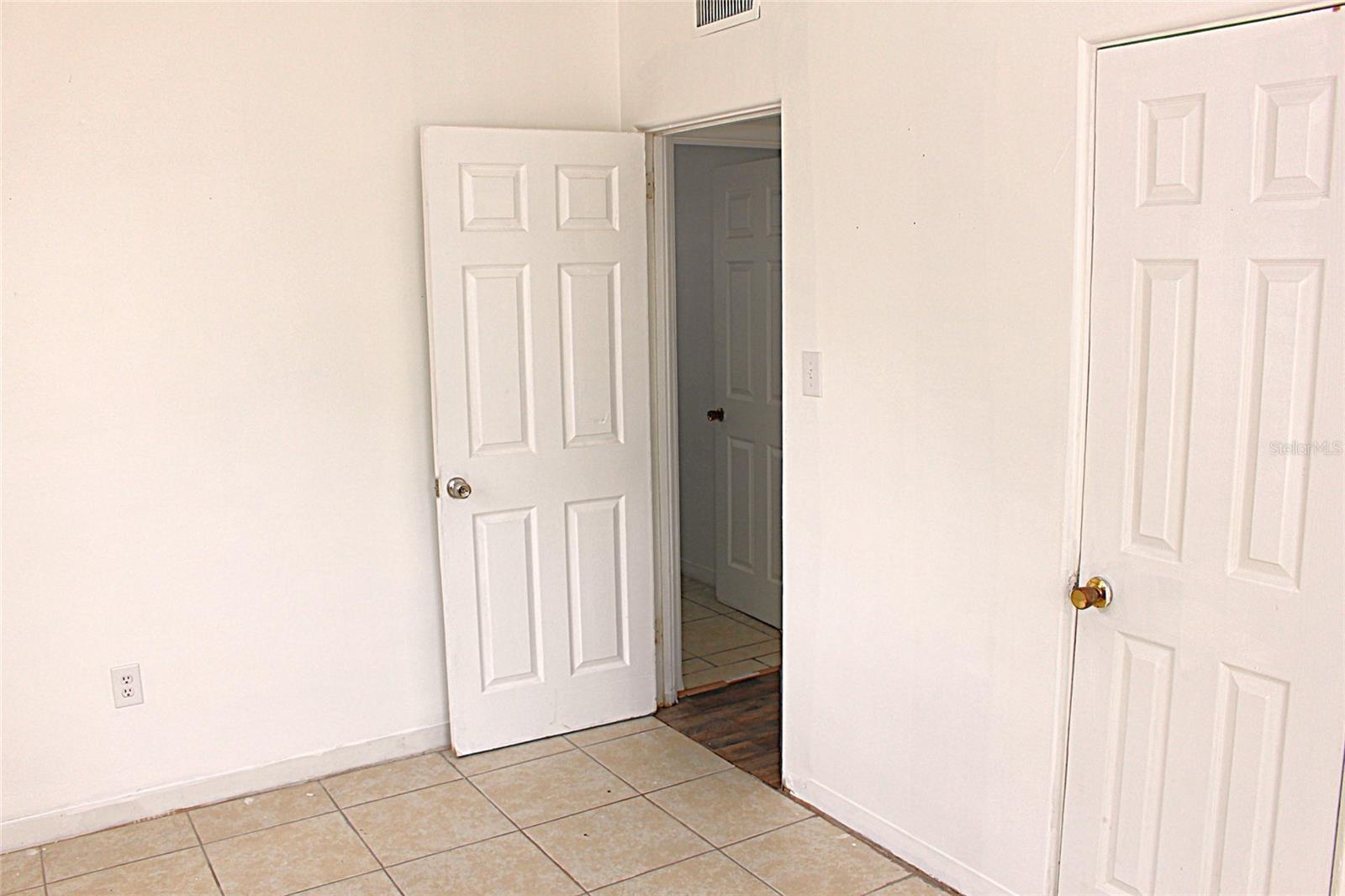 520 HACIENDA CT, ORLANDO, FL, 32809