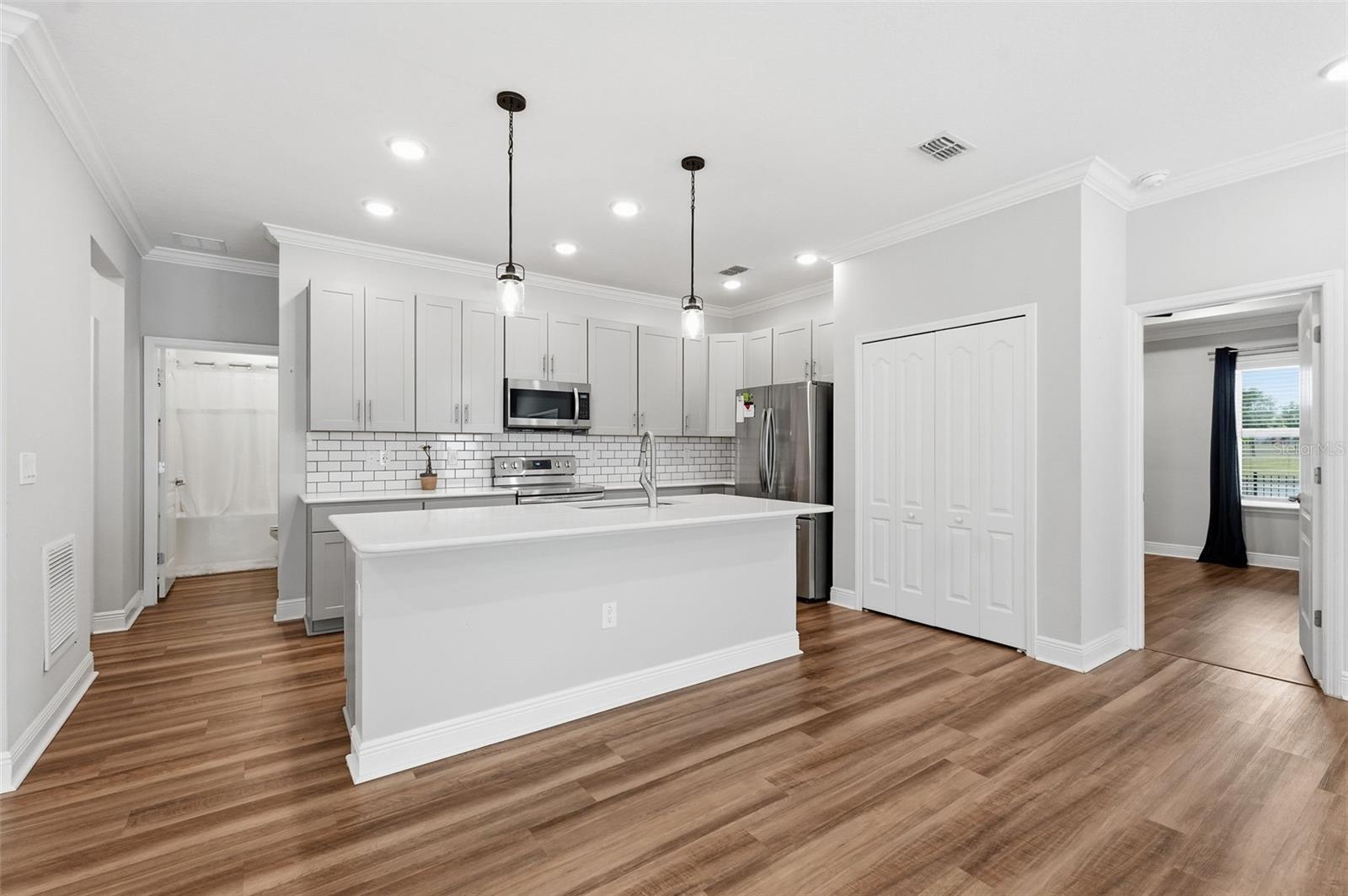 31068 JAZZ LEAF PL, SAN ANTONIO, FL, 33576