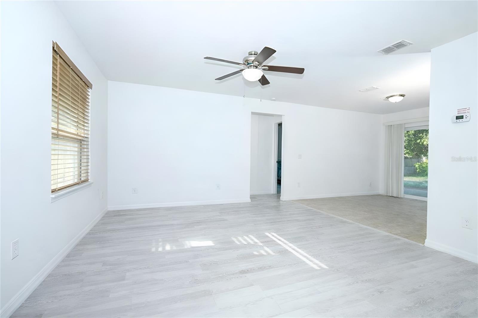 1068 MAYFLOWER AVE, DELTONA, FL, 32725