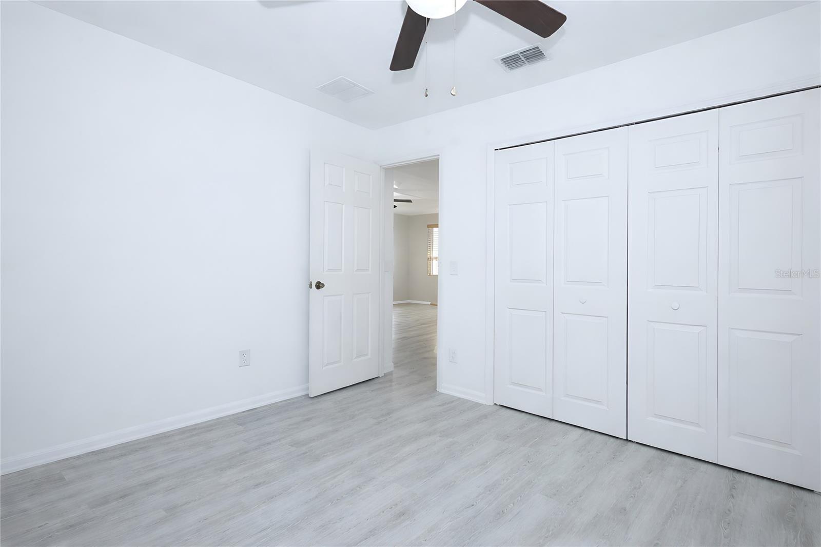 1068 MAYFLOWER AVE, DELTONA, FL, 32725