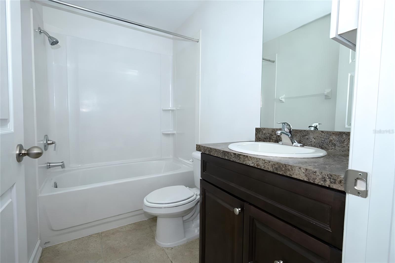 1068 MAYFLOWER AVE, DELTONA, FL, 32725