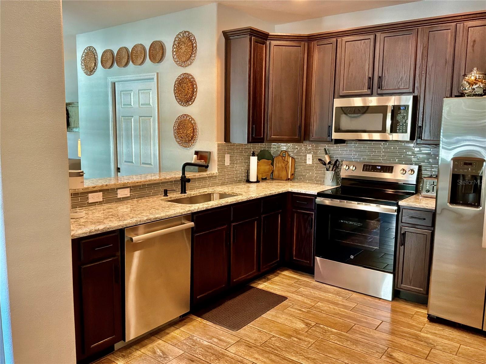 295 N HARBOR DR, PALM HARBOR, FL, 34683