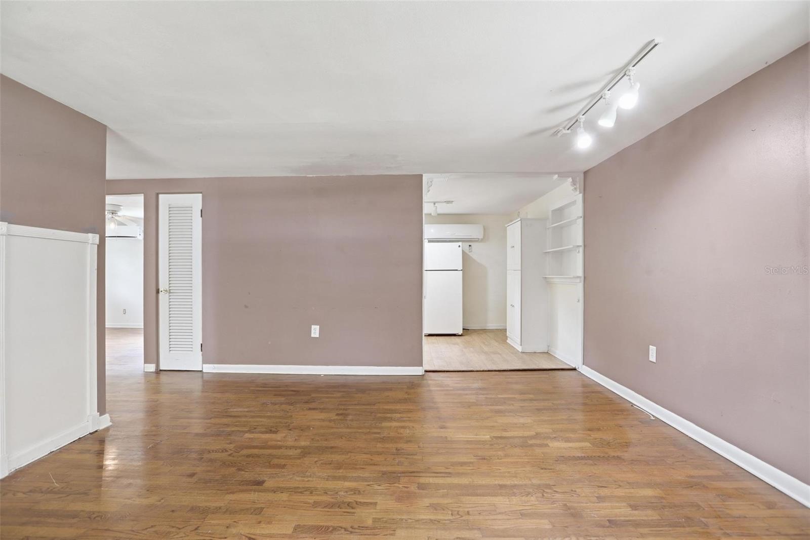 810 S MASSACHUSETTS AVE, DELAND, FL, 32724