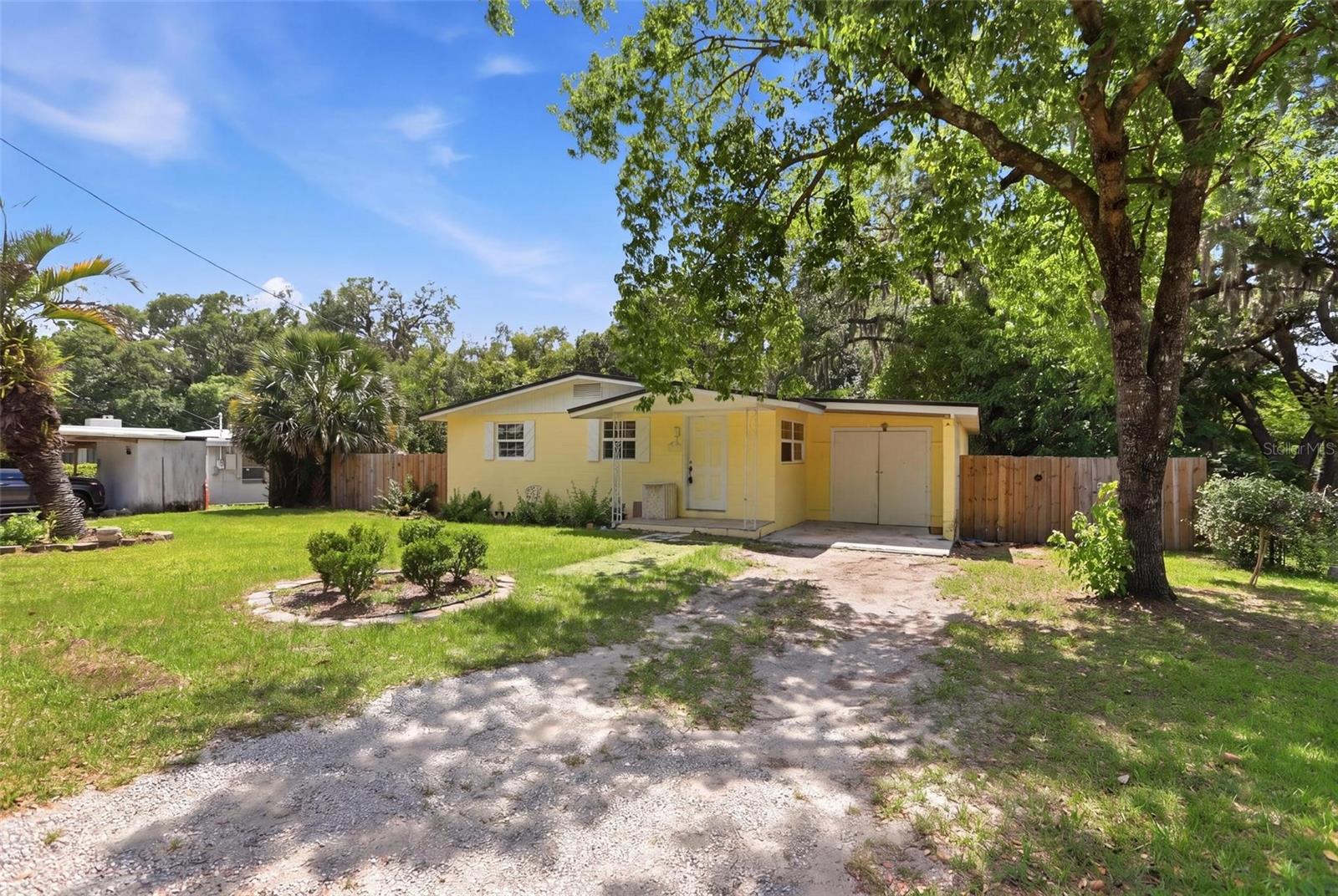810 S MASSACHUSETTS AVE, DELAND, FL, 32724