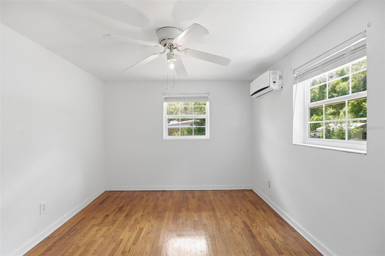 810 S MASSACHUSETTS AVE, DELAND, FL, 32724