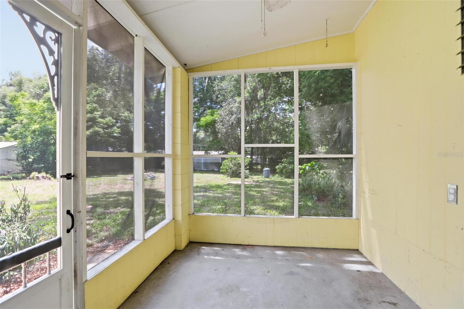 810 S MASSACHUSETTS AVE, DELAND, FL, 32724