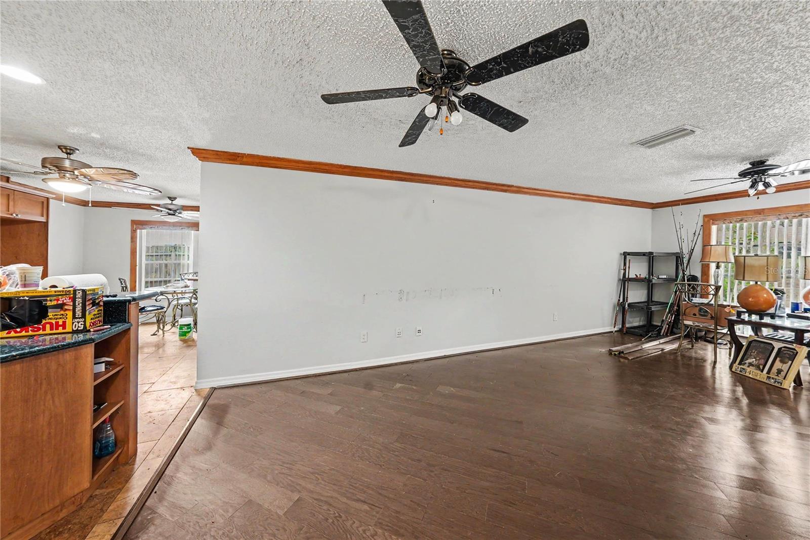 9624 HIDDEN OAKS CIR, TAMPA, FL, 33612
