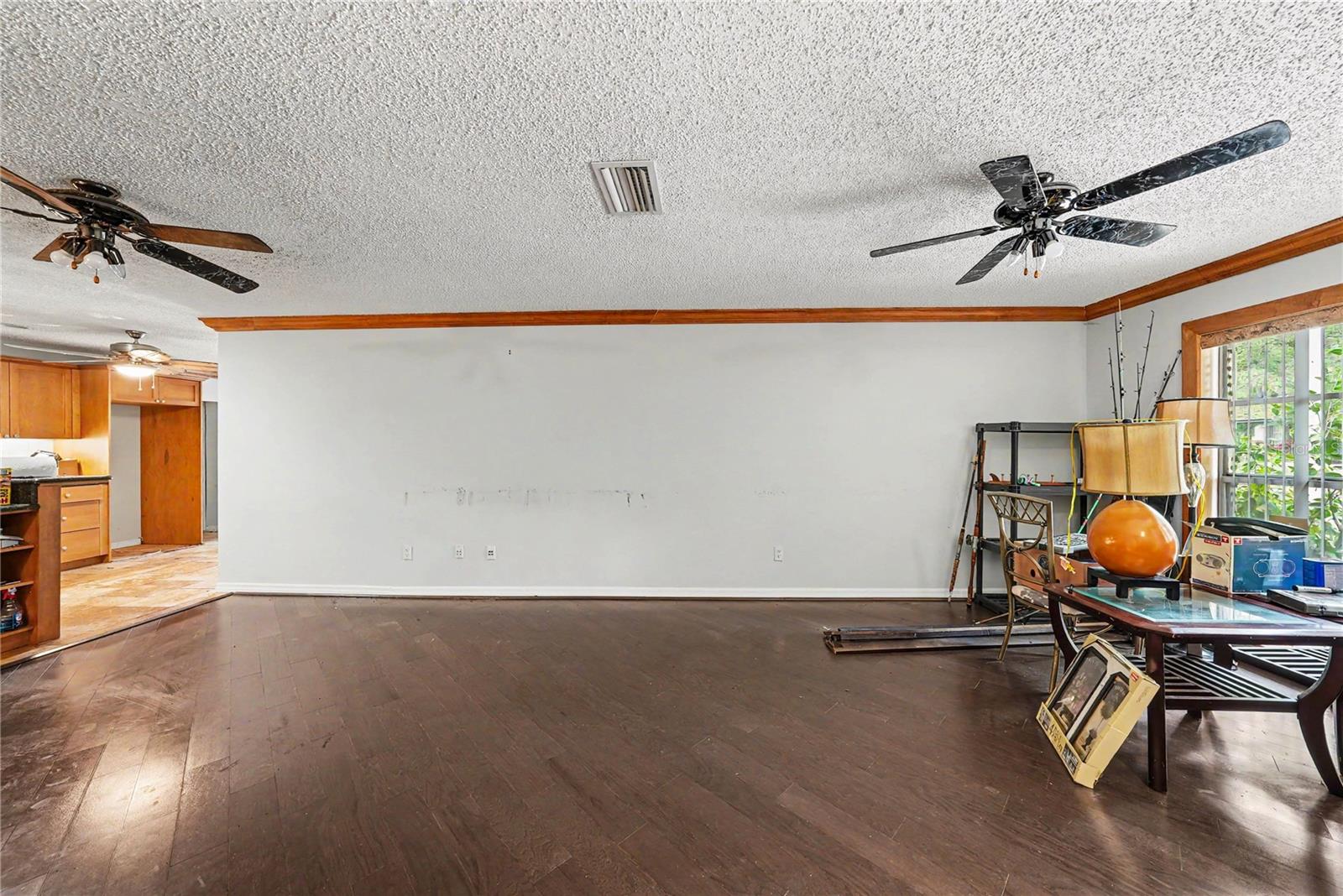 9624 HIDDEN OAKS CIR, TAMPA, FL, 33612