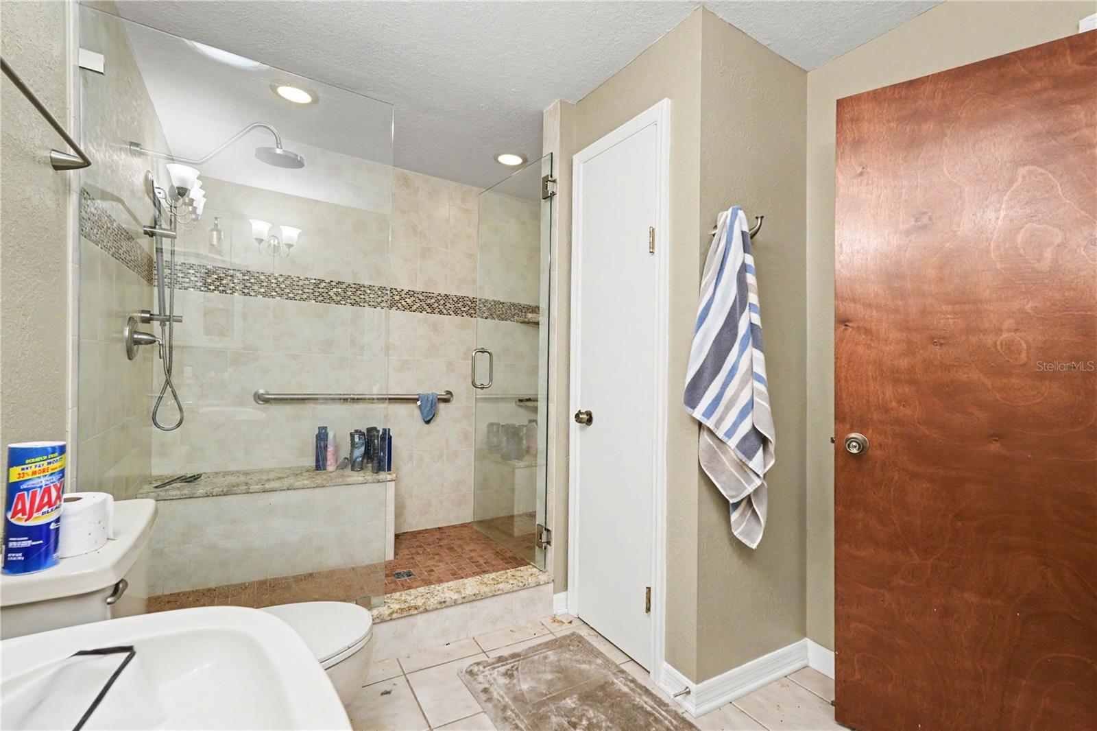 9624 HIDDEN OAKS CIR, TAMPA, FL, 33612