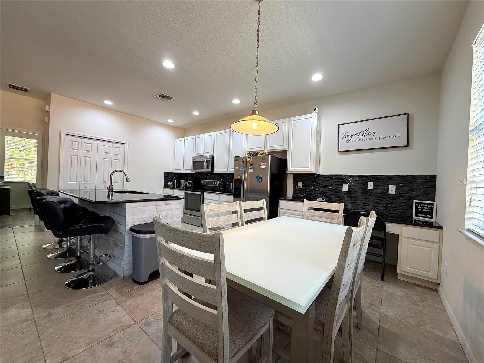 720 LAS FUENTES DR, KISSIMMEE, FL, 34746