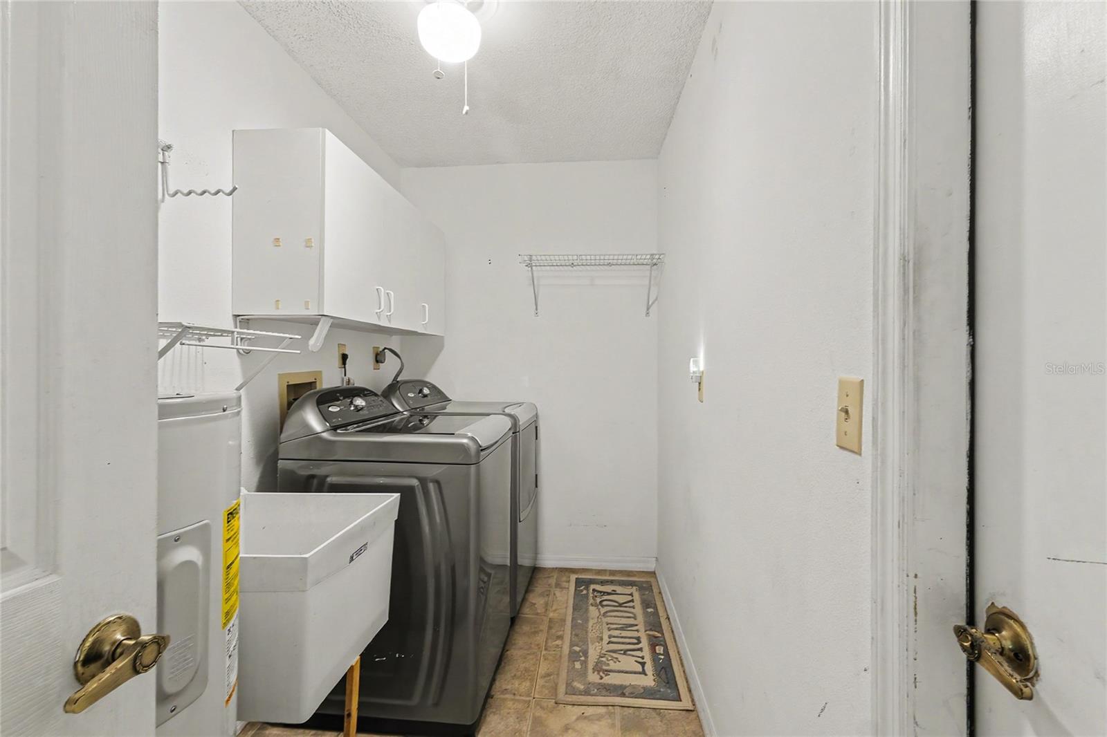 5657 29TH STREET CIR E, BRADENTON, FL, 34203