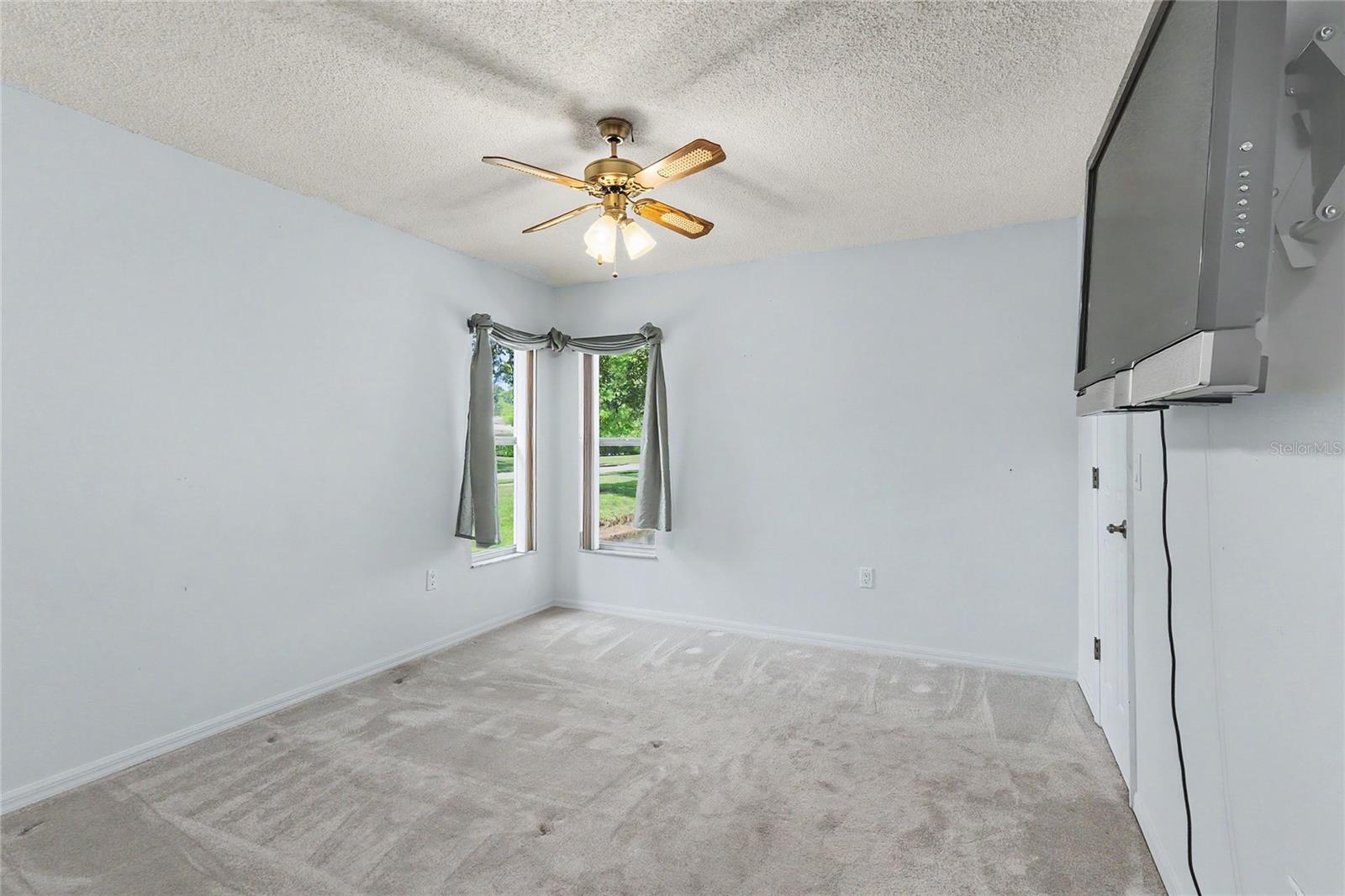 5657 29TH STREET CIR E, BRADENTON, FL, 34203