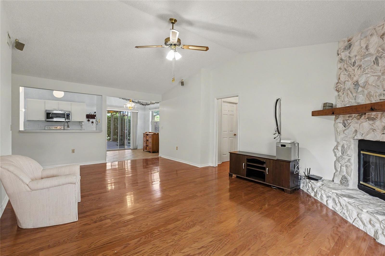 5657 29TH STREET CIR E, BRADENTON, FL, 34203