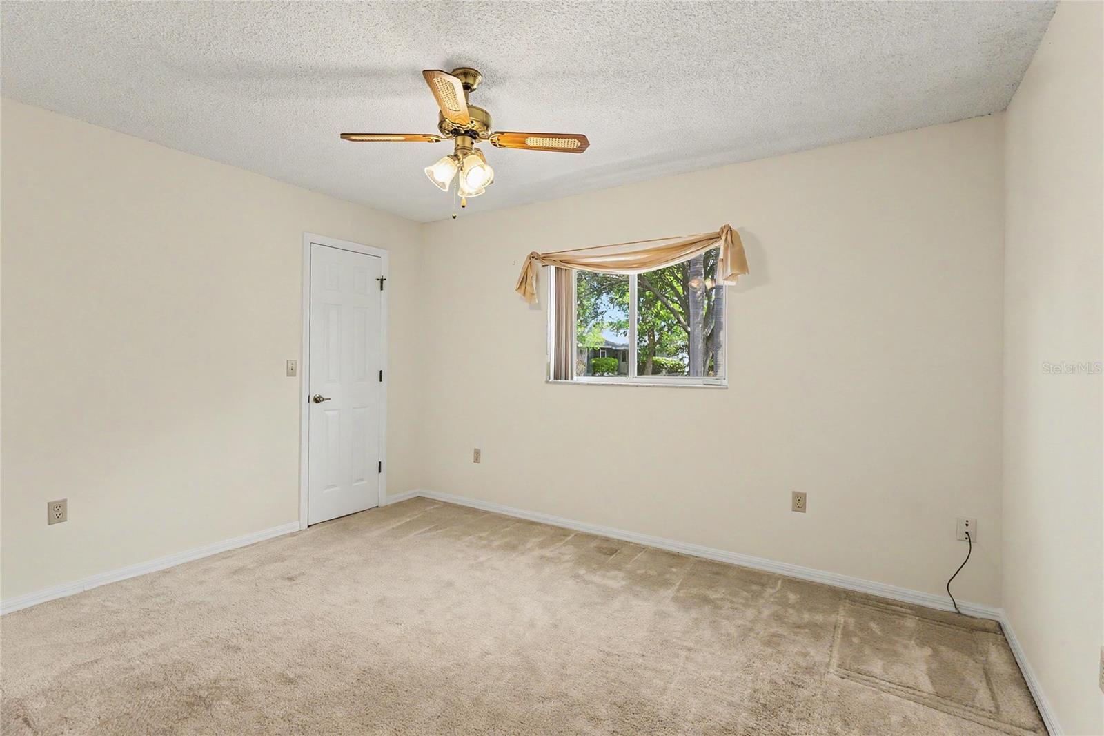 5657 29TH STREET CIR E, BRADENTON, FL, 34203