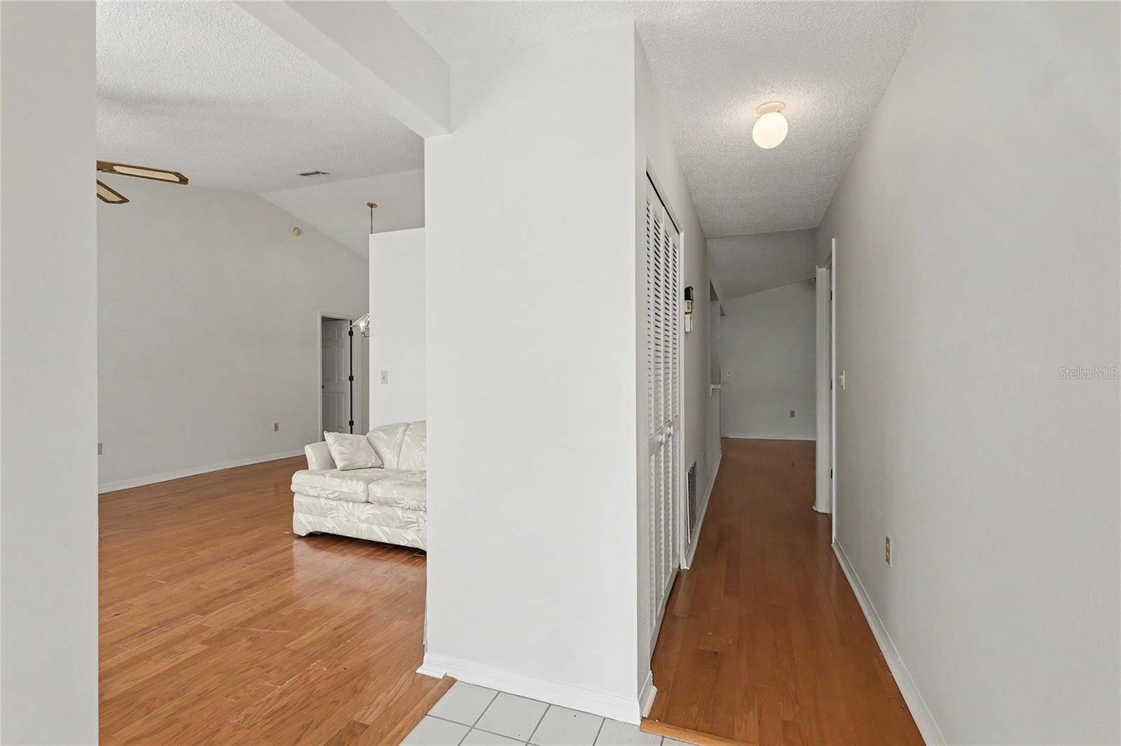 5657 29TH STREET CIR E, BRADENTON, FL, 34203