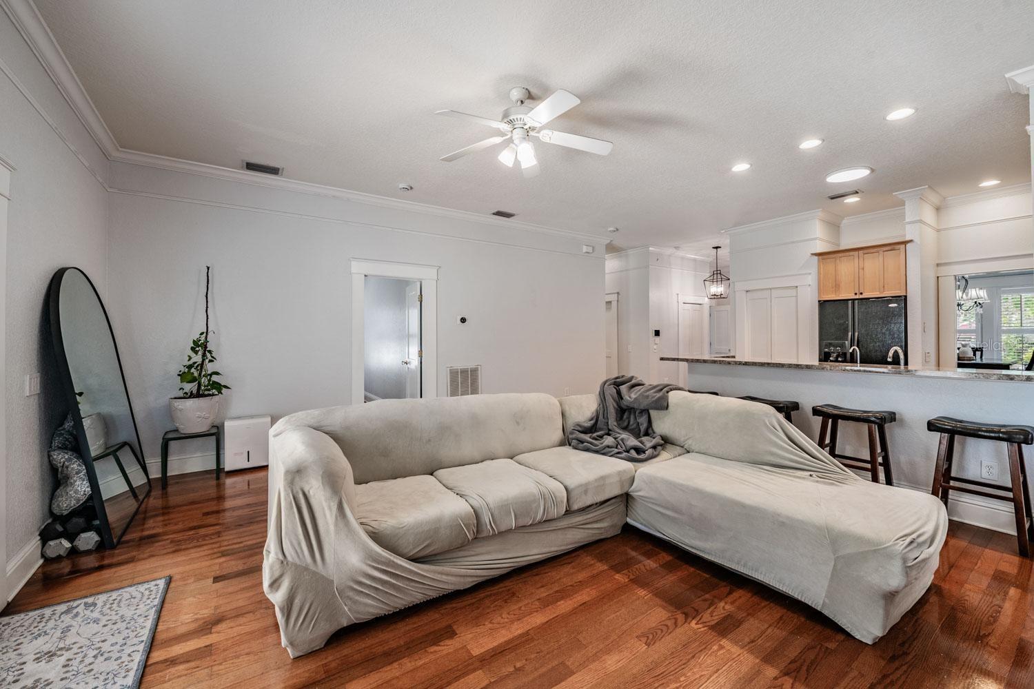 5804 N 9TH ST, TAMPA, FL, 33604