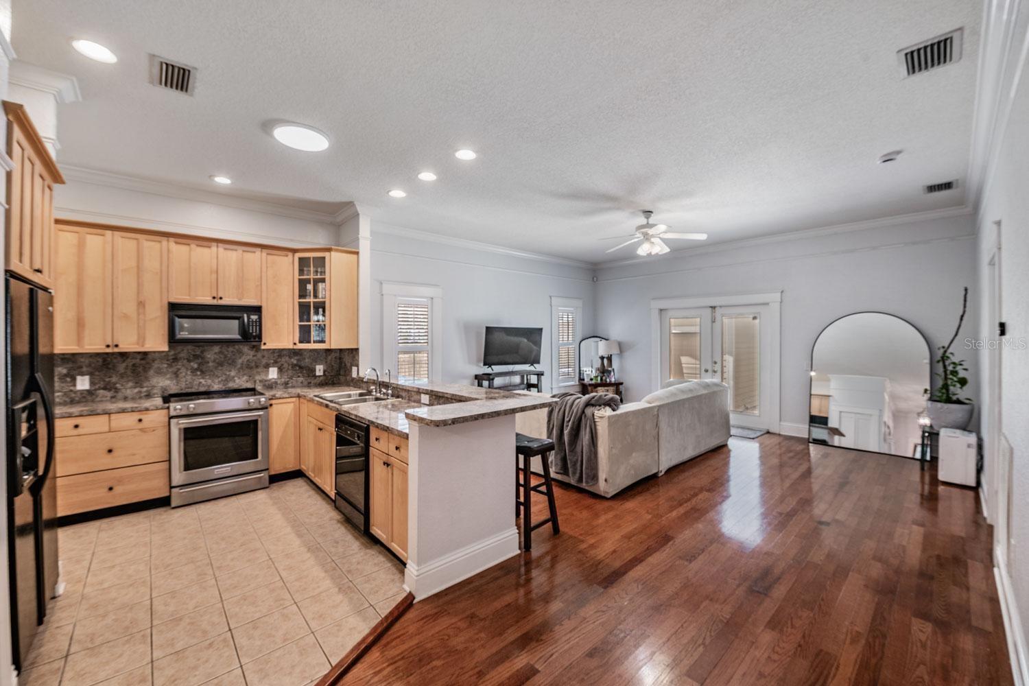 5804 N 9TH ST, TAMPA, FL, 33604