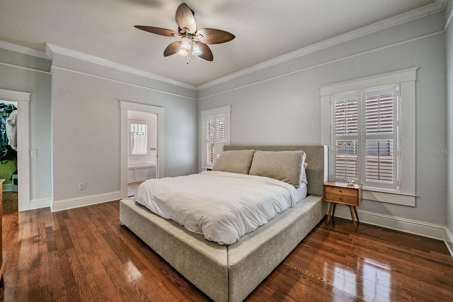 5804 N 9TH ST, TAMPA, FL, 33604