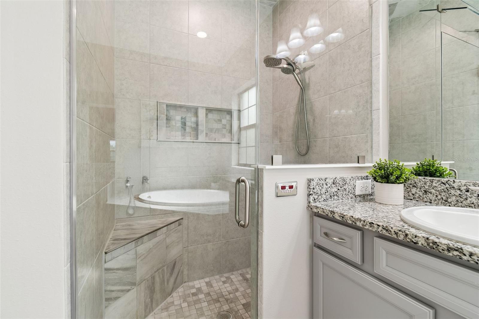 14622 RED CASTLE AVE, LITHIA, FL, 33547