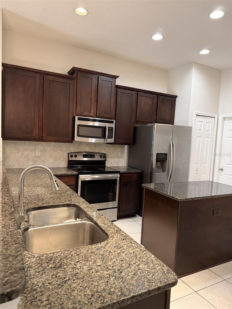 8135 NW 54TH ST, GAINESVILLE, FL, 32653