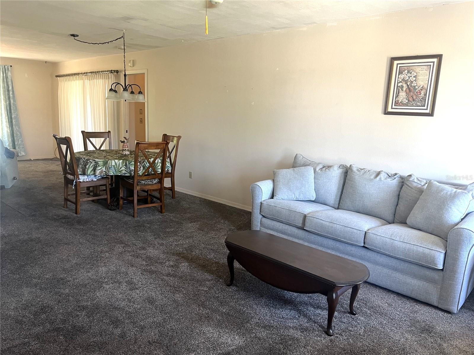 221 S VENICE BLVD, VENICE, FL, 34293
