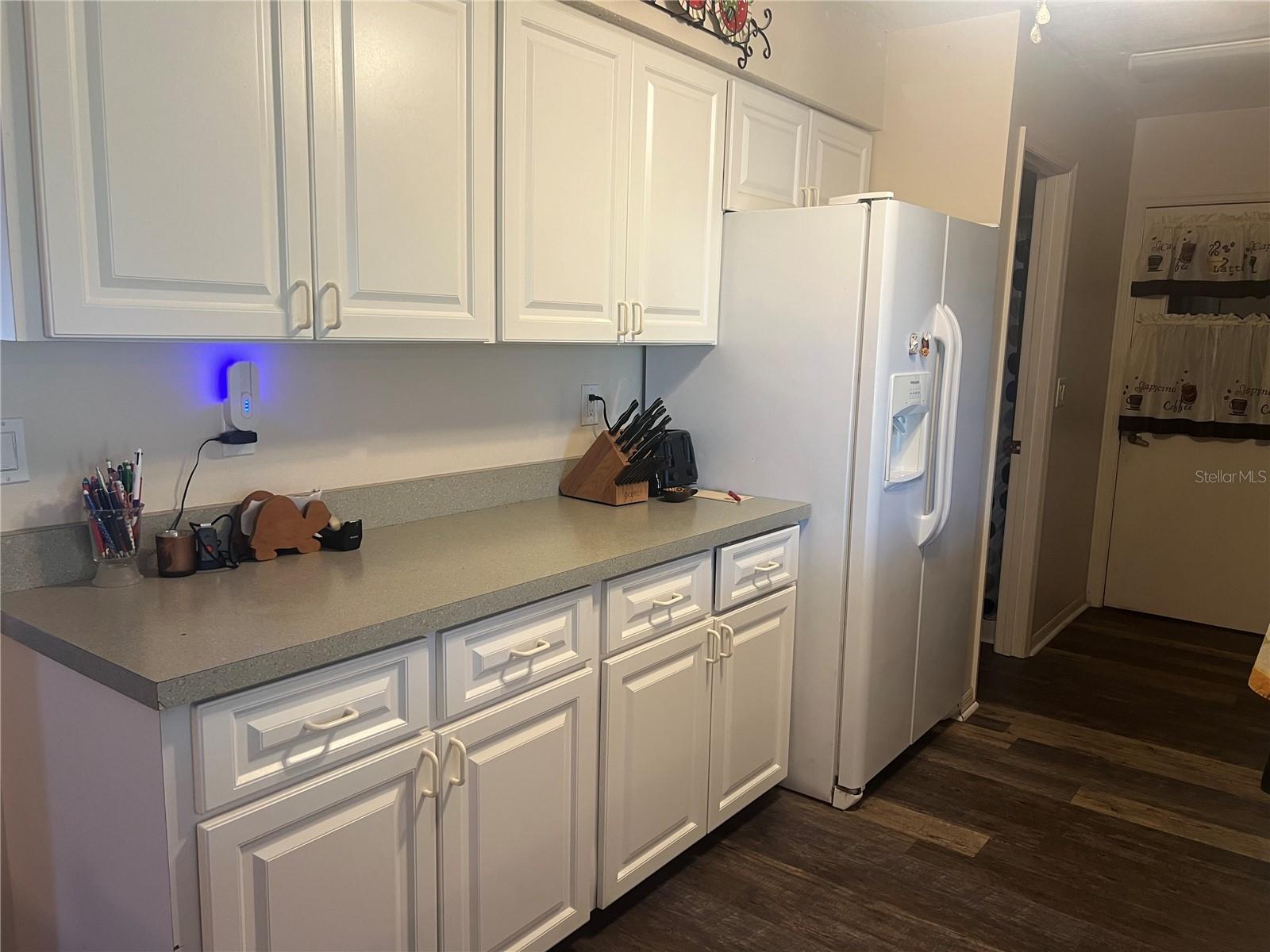 221 S VENICE BLVD, VENICE, FL, 34293