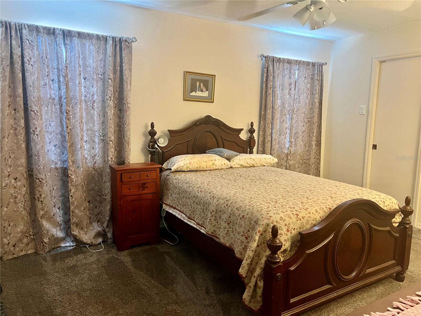 221 S VENICE BLVD, VENICE, FL, 34293