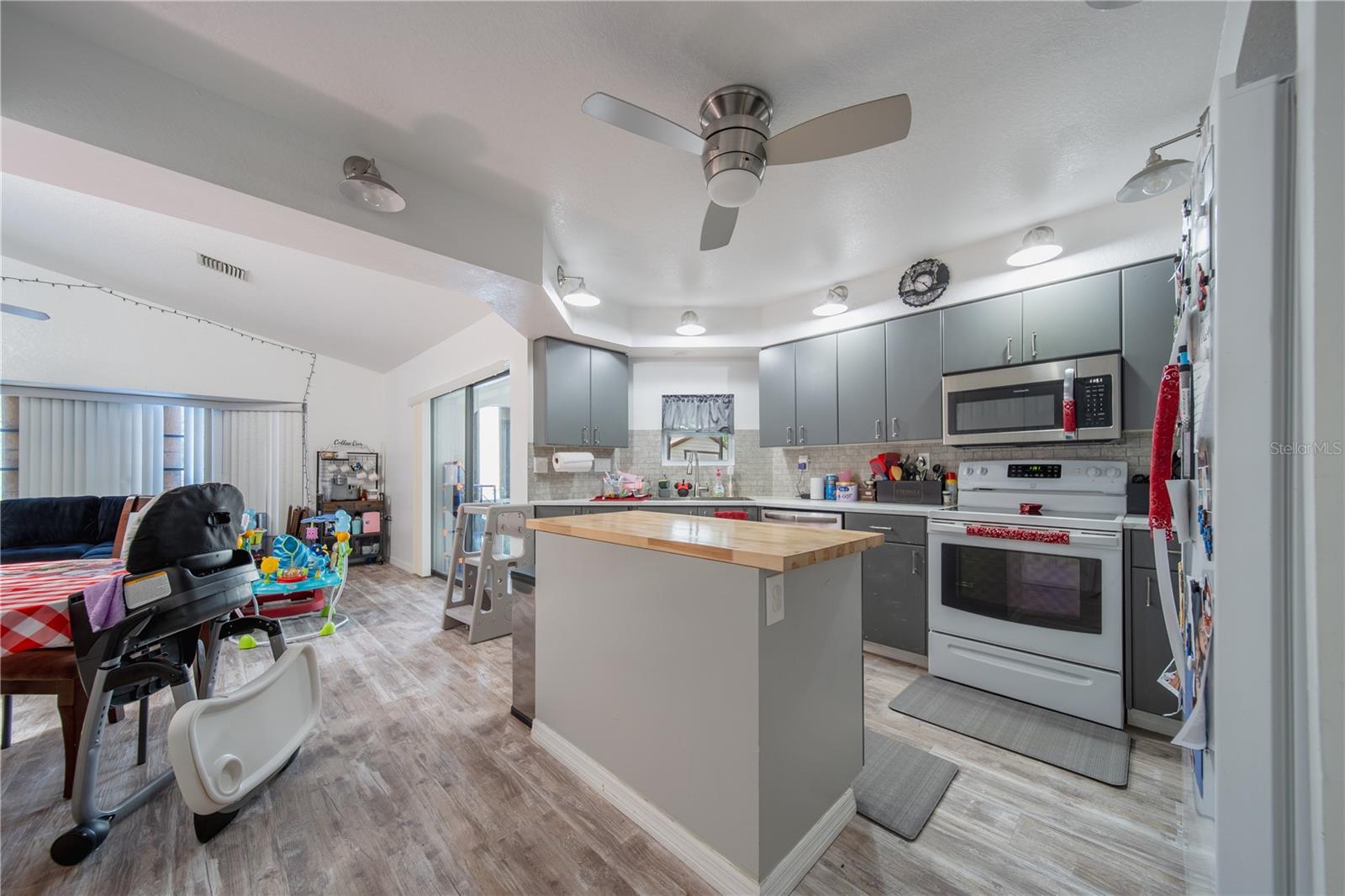 1157 BEAUMONT AVE, PORT CHARLOTTE, FL, 33948