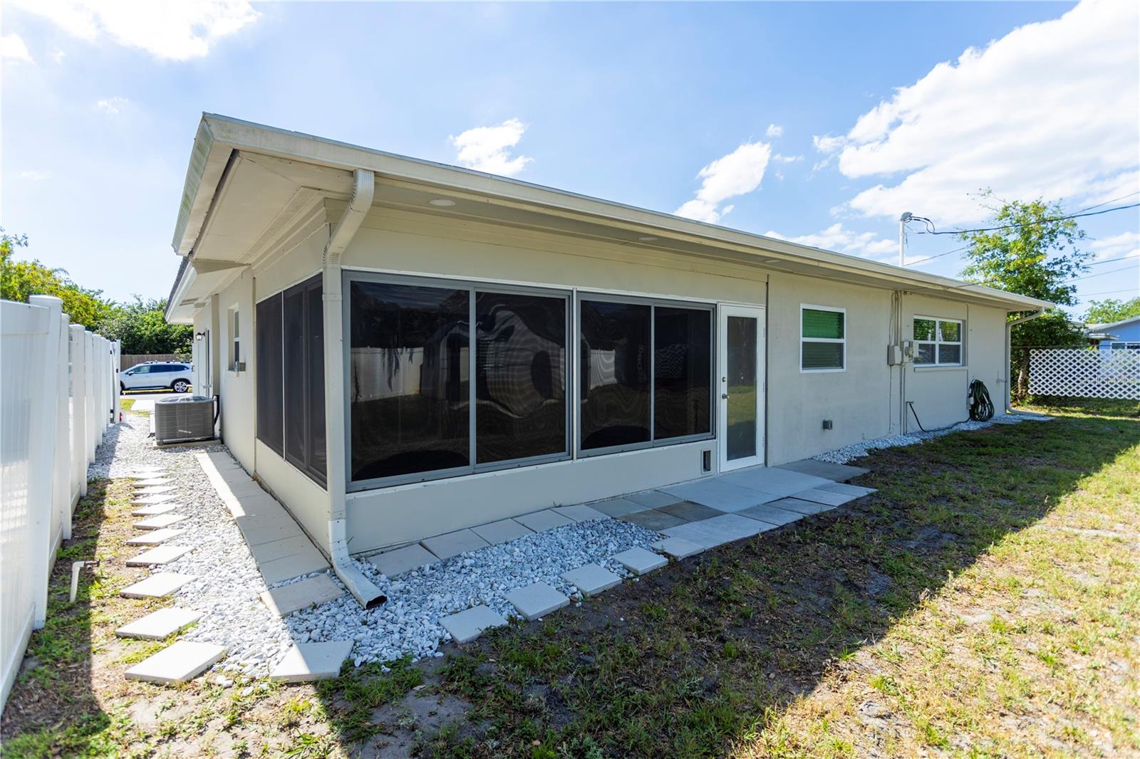 2451 RUTLAND LN, CLEARWATER, FL, 33763