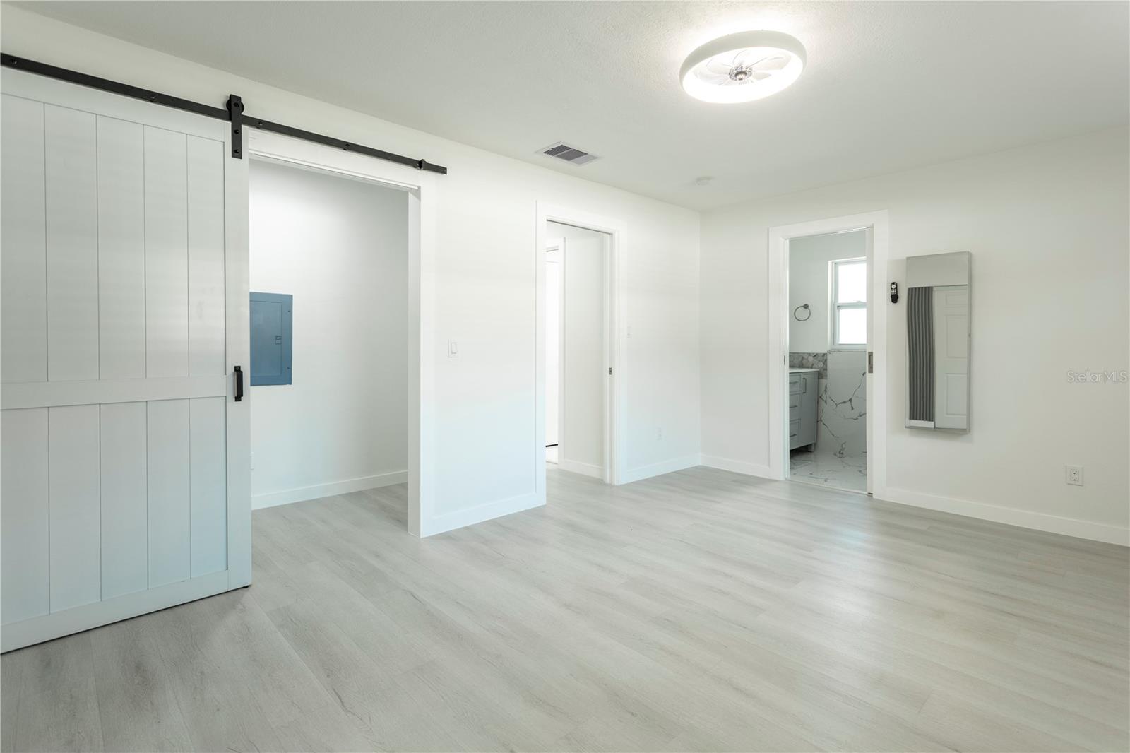 2451 RUTLAND LN, CLEARWATER, FL, 33763