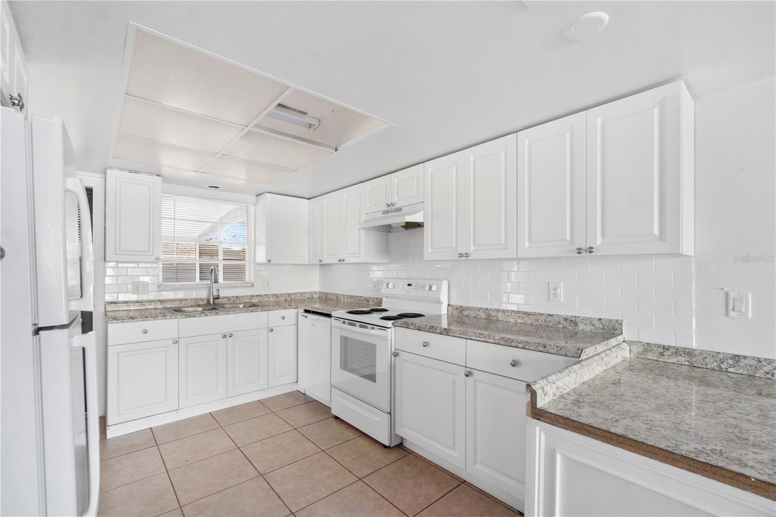 621 ASHBERRY LN, ALTAMONTE SPRINGS, FL, 32714