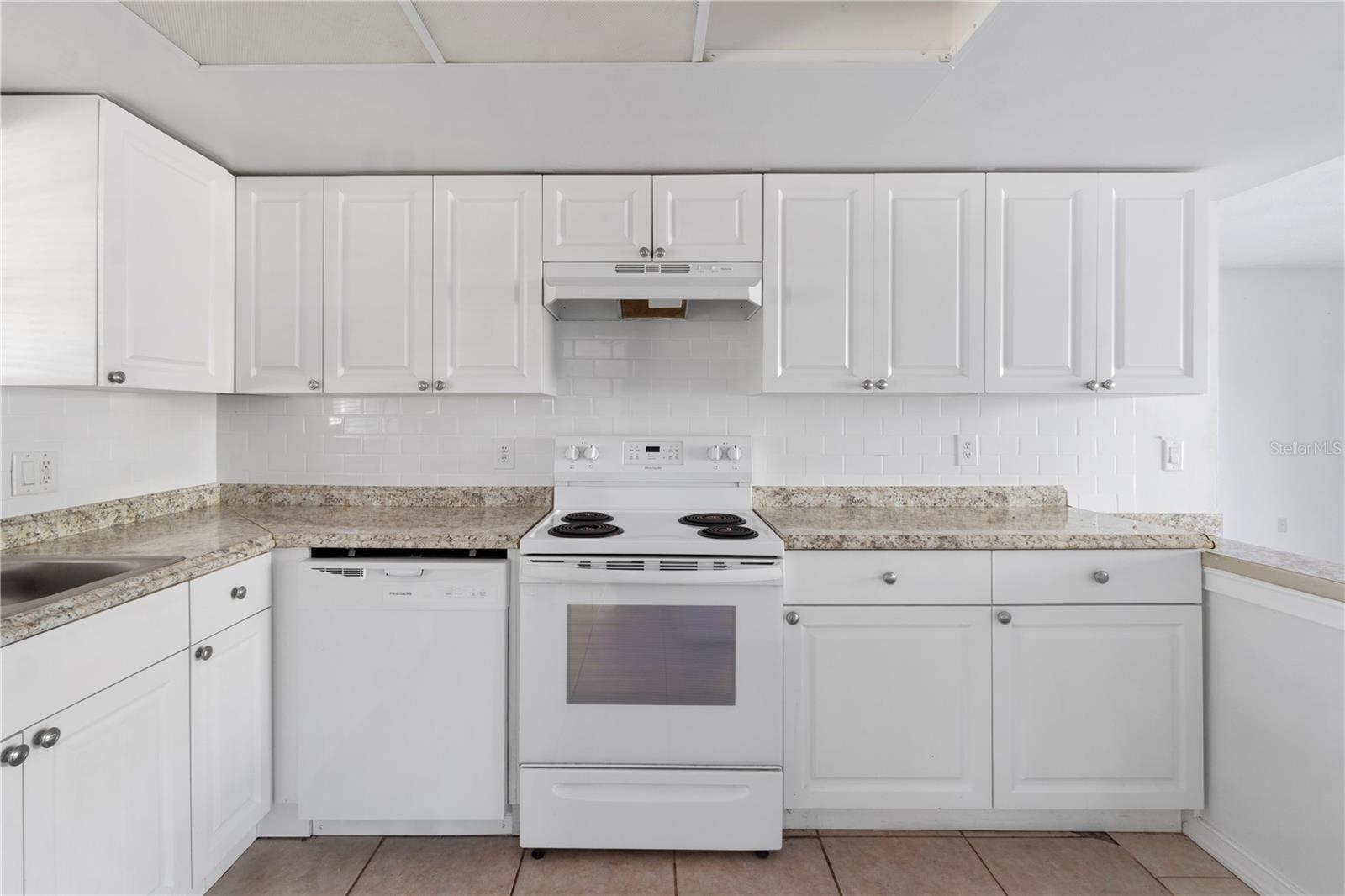 621 ASHBERRY LN, ALTAMONTE SPRINGS, FL, 32714