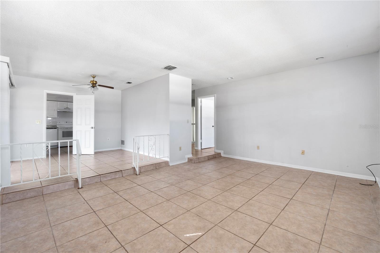 621 ASHBERRY LN, ALTAMONTE SPRINGS, FL, 32714