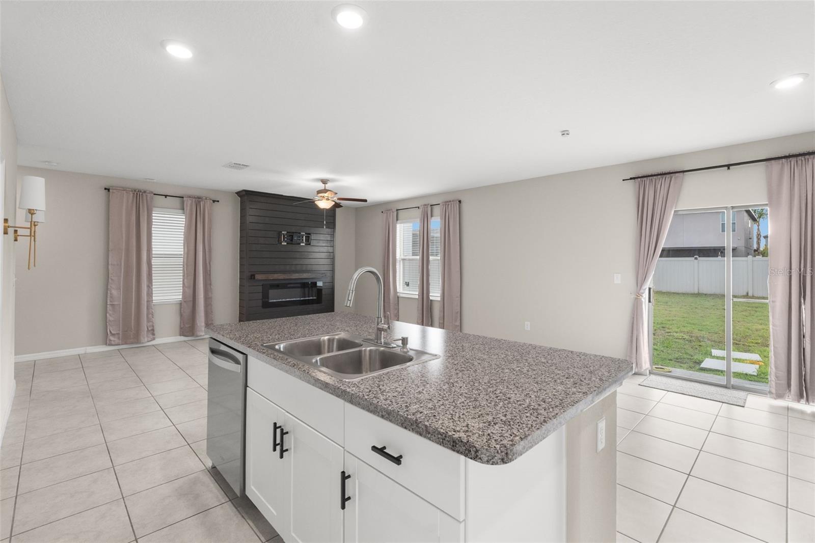 4529 ETERNAL PRINCE DR, SUN CITY CENTER, FL, 33573