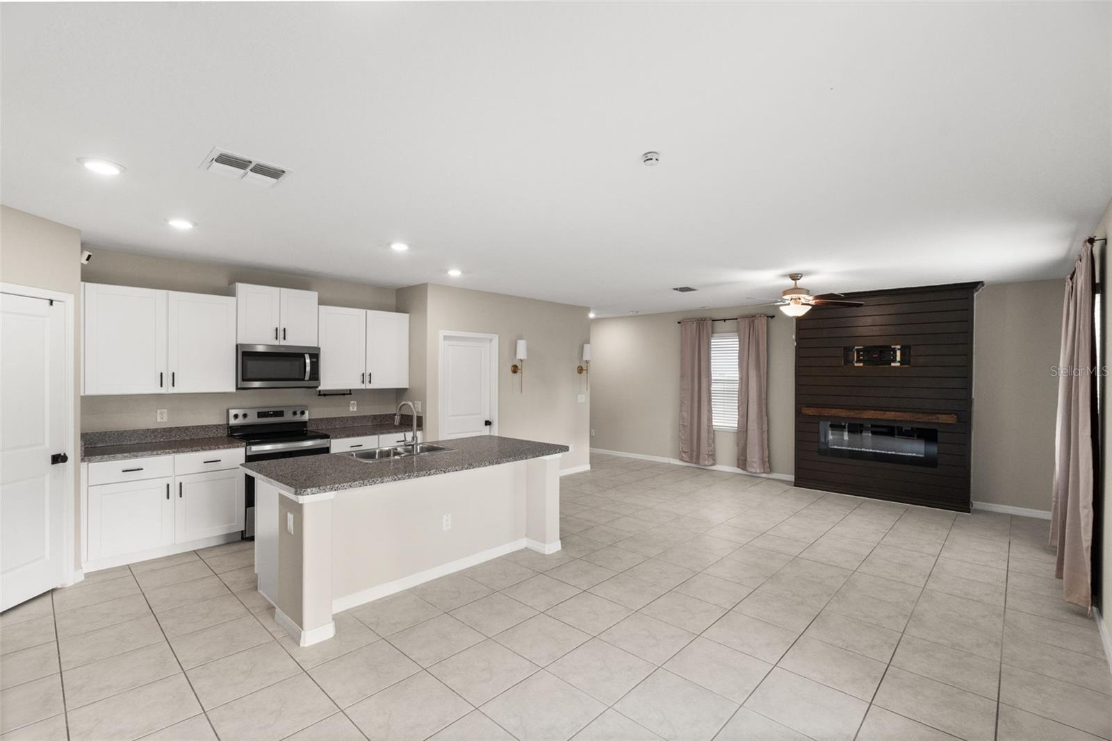 4529 ETERNAL PRINCE DR, SUN CITY CENTER, FL, 33573