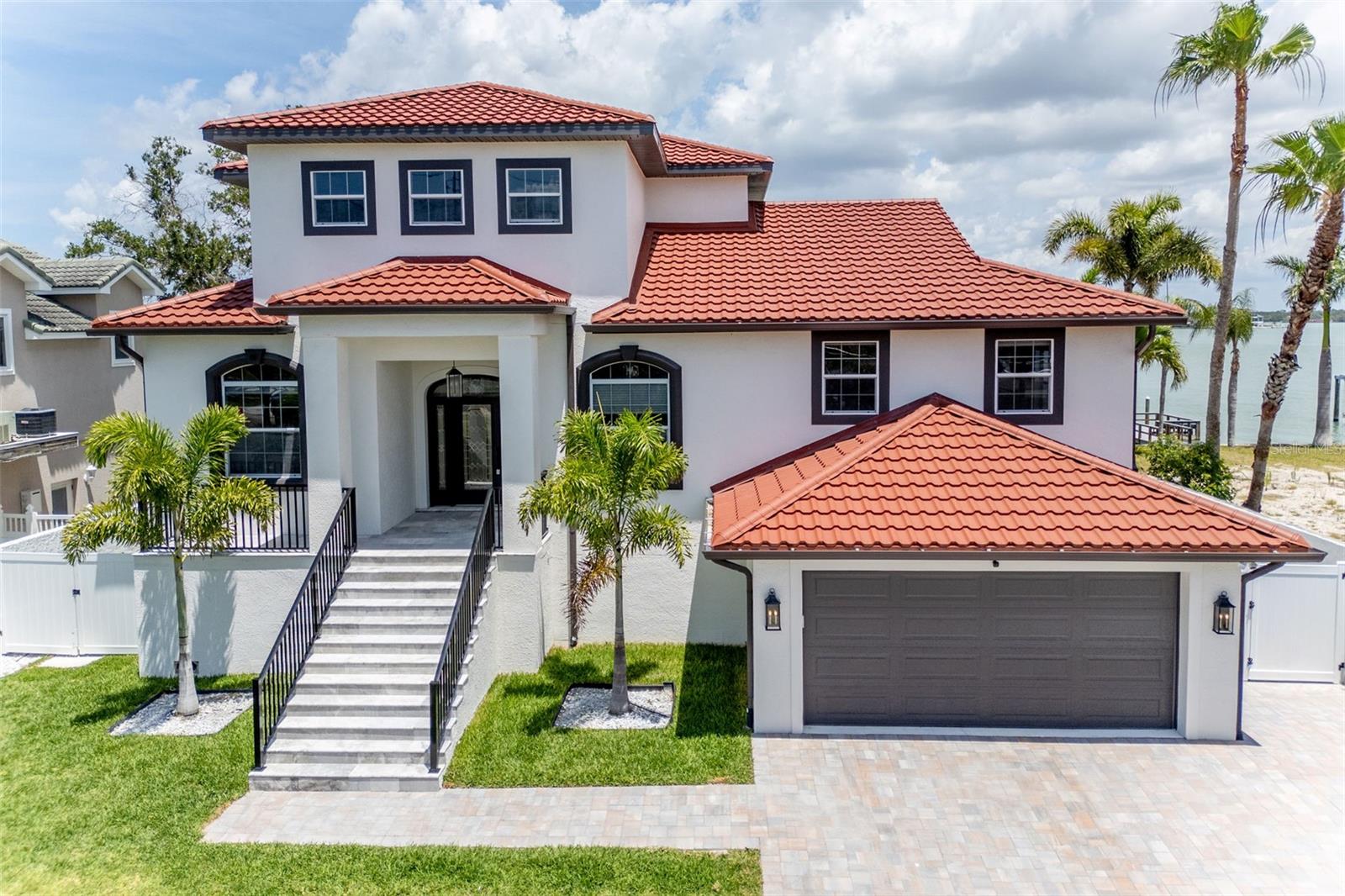 4 PARADISE LN, TREASURE ISLAND, FL, 33706