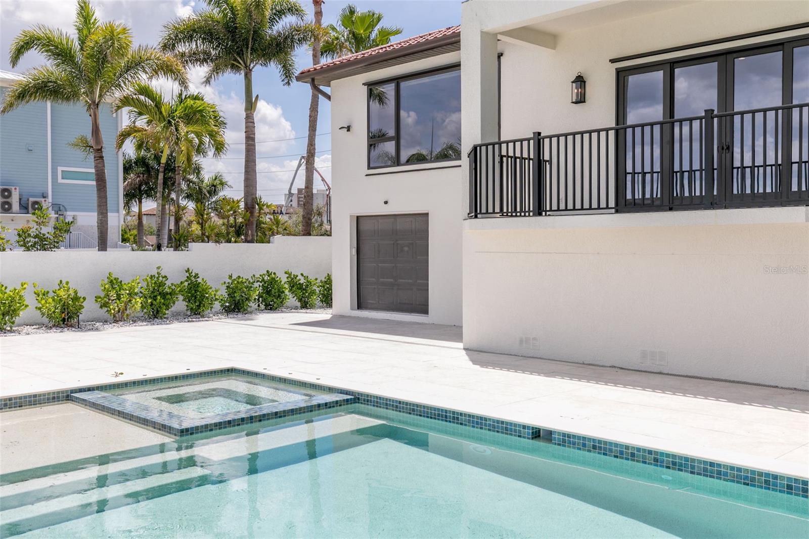 4 PARADISE LN, TREASURE ISLAND, FL, 33706
