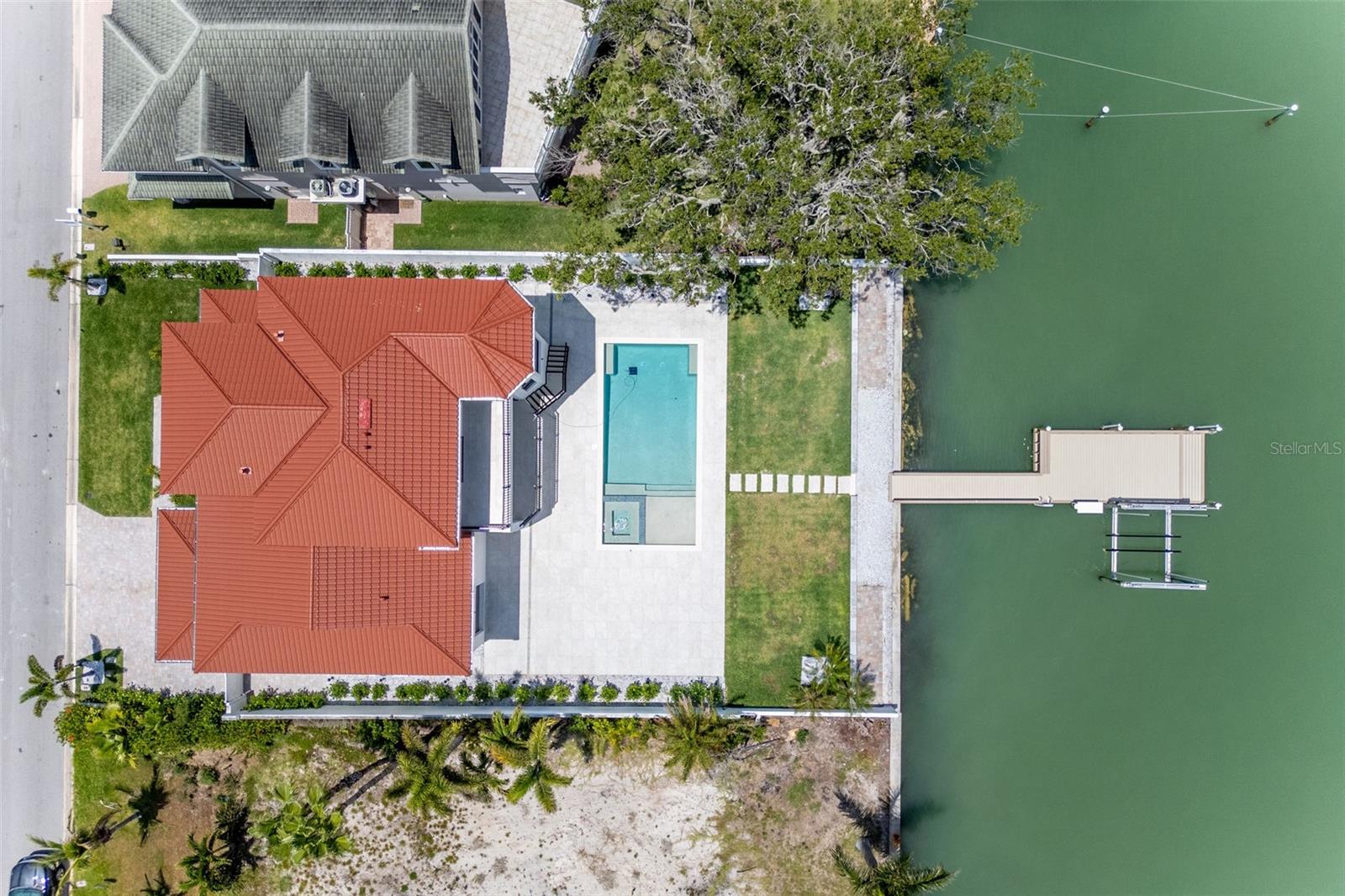 4 PARADISE LN, TREASURE ISLAND, FL, 33706
