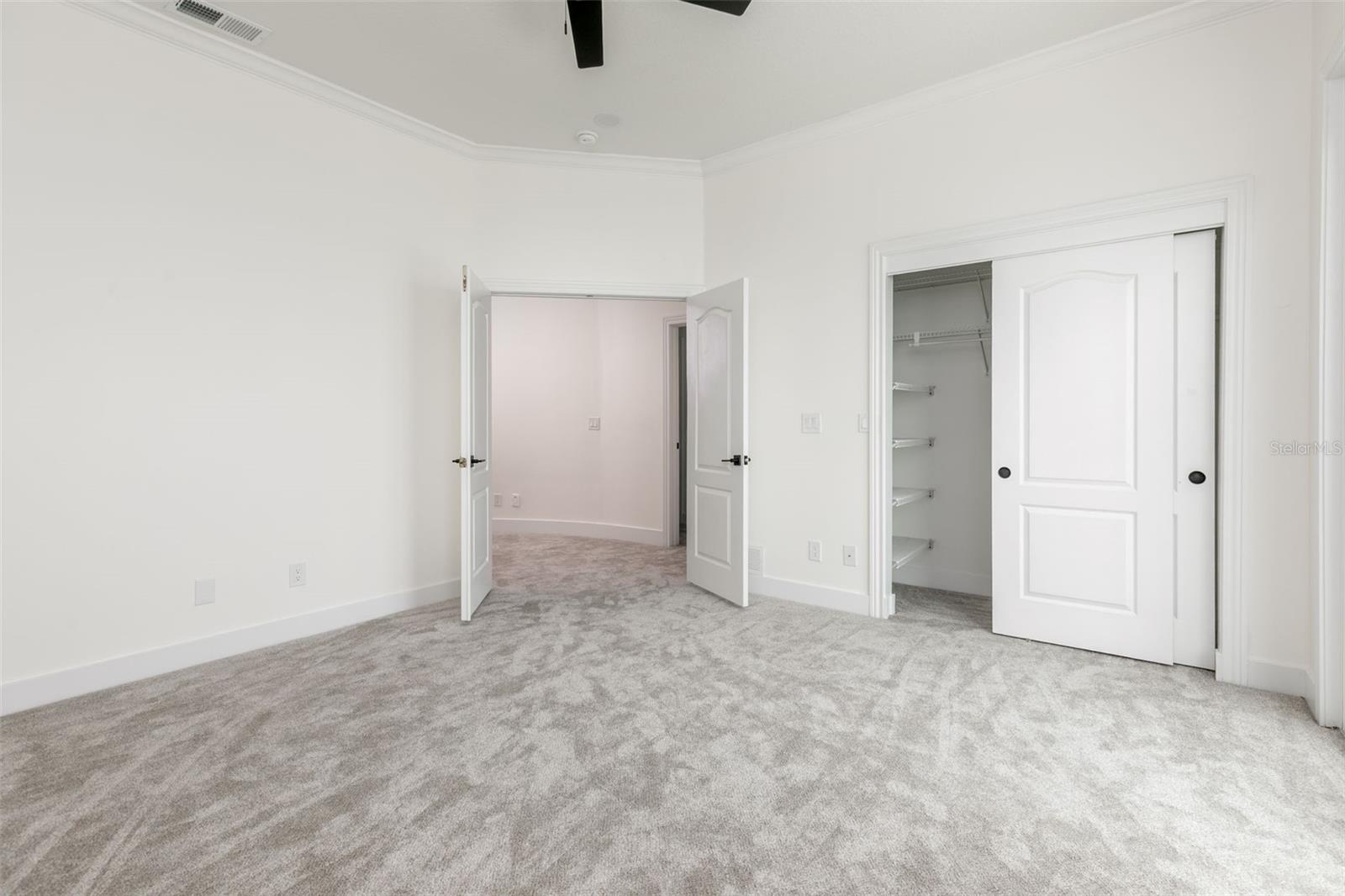 4 PARADISE LN, TREASURE ISLAND, FL, 33706