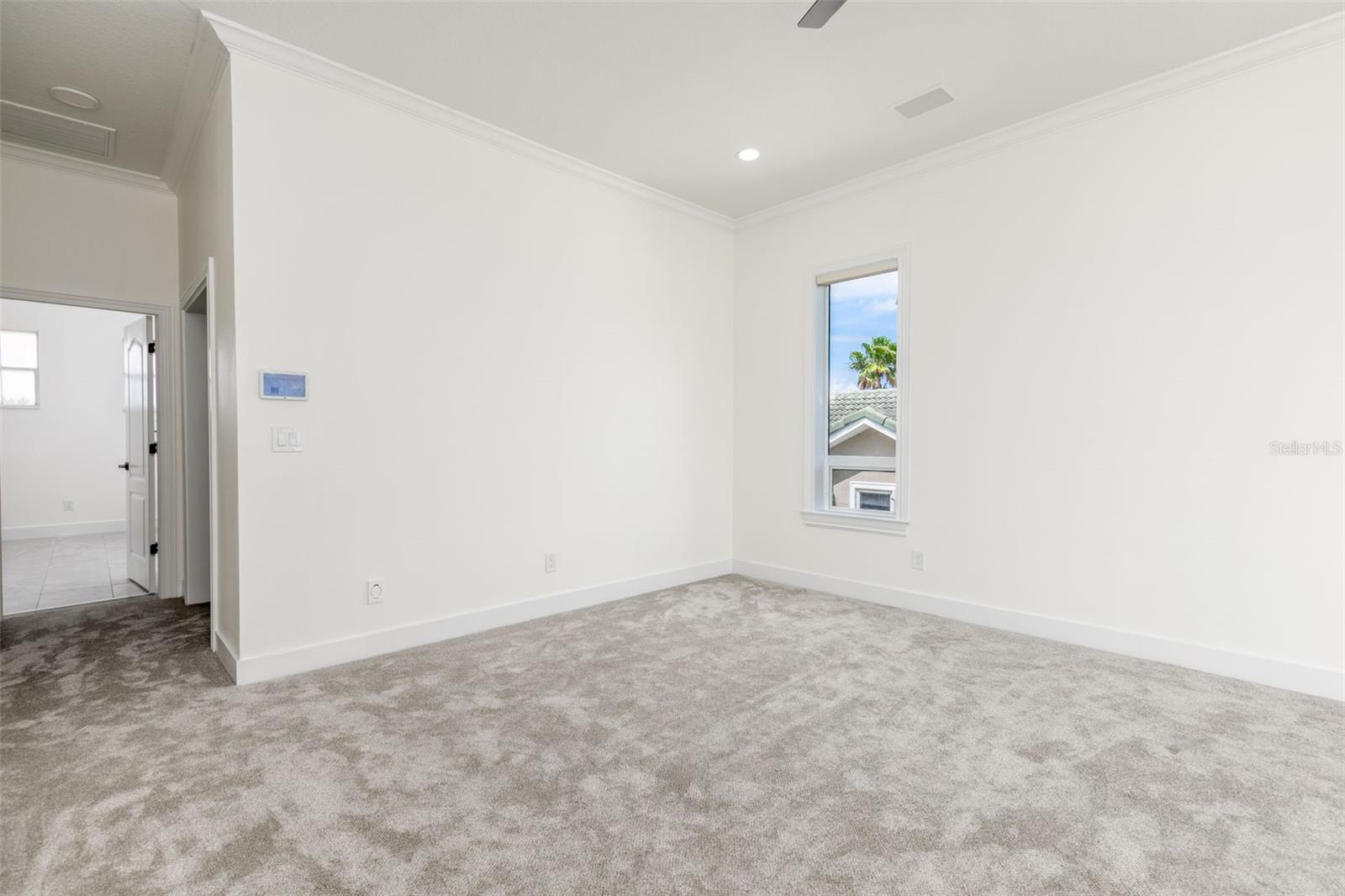 4 PARADISE LN, TREASURE ISLAND, FL, 33706