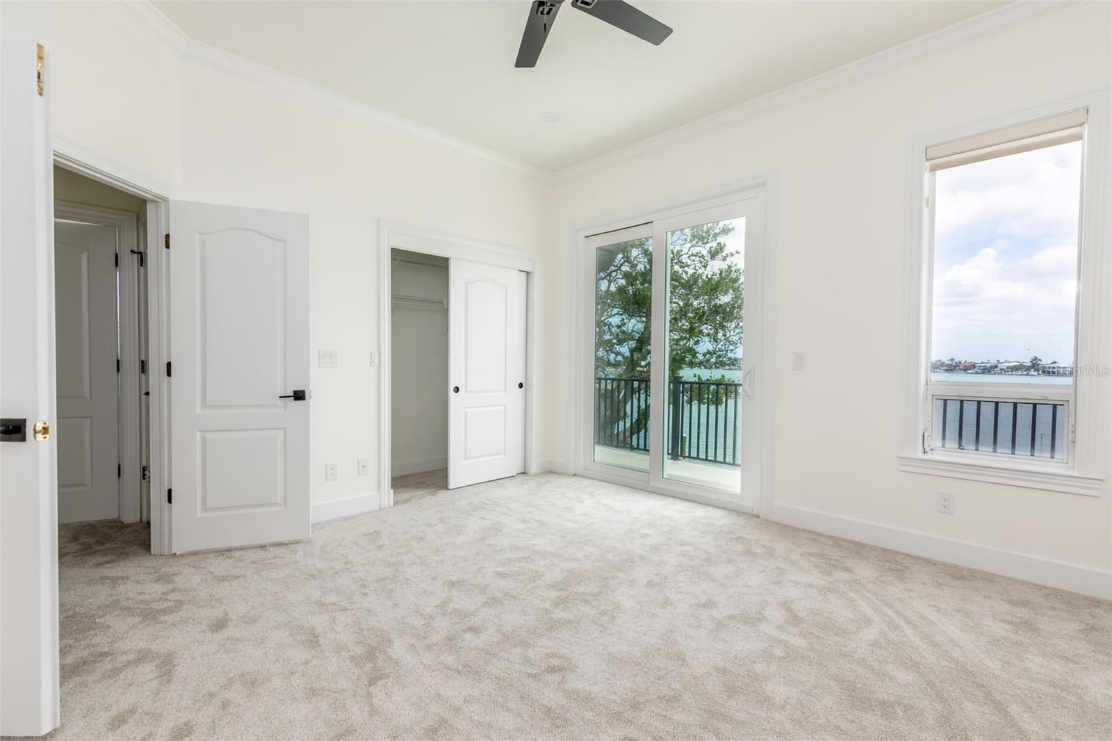 4 PARADISE LN, TREASURE ISLAND, FL, 33706